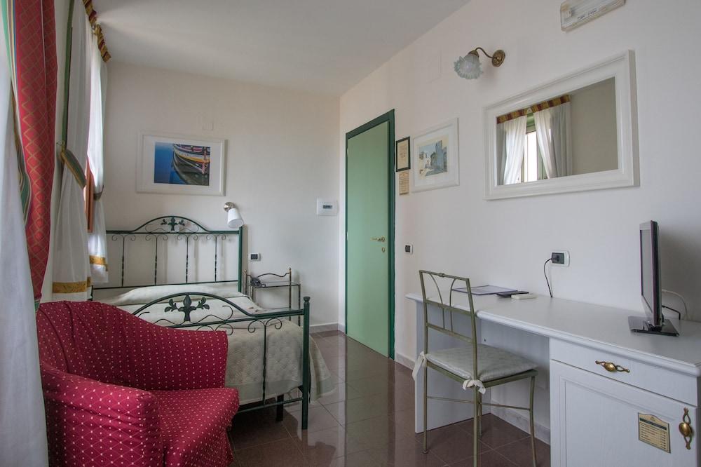 Hotel Posta Сиракузы Экстерьер фото