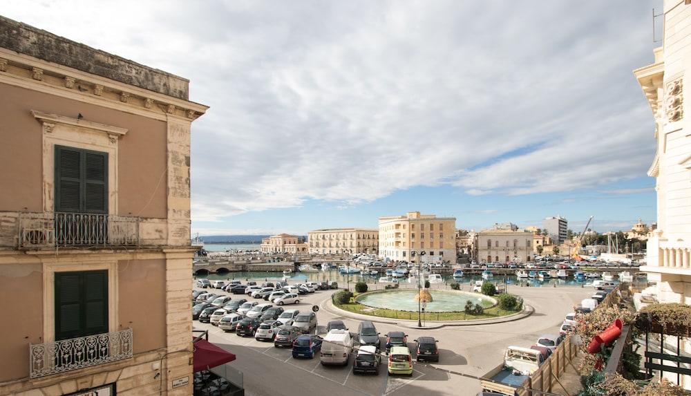 Hotel Posta Сиракузы Экстерьер фото