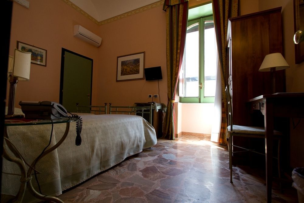 Hotel Posta Сиракузы Экстерьер фото