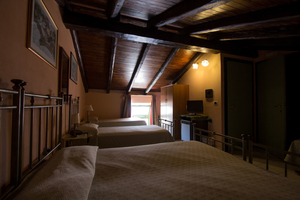 Hotel Posta Сиракузы Экстерьер фото