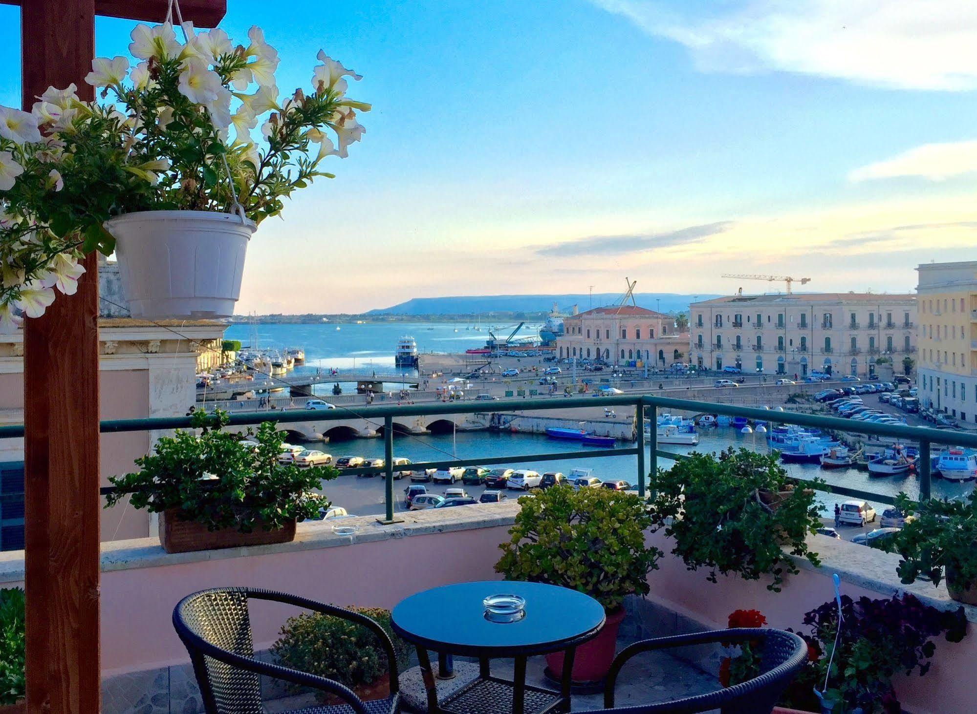 Hotel Posta Сиракузы Экстерьер фото